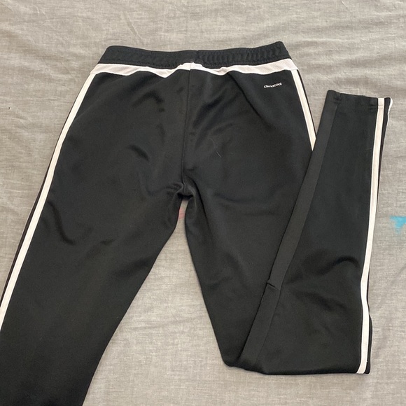 Joggers - Picture 2 of 3